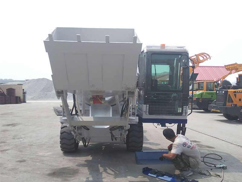 self loading transit mixer