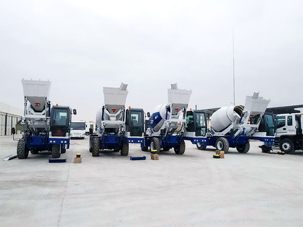 self loading concrete mixer